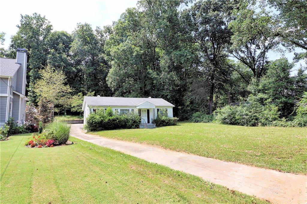 2634 N Thompson Rd., Brookhaven, GA 30319