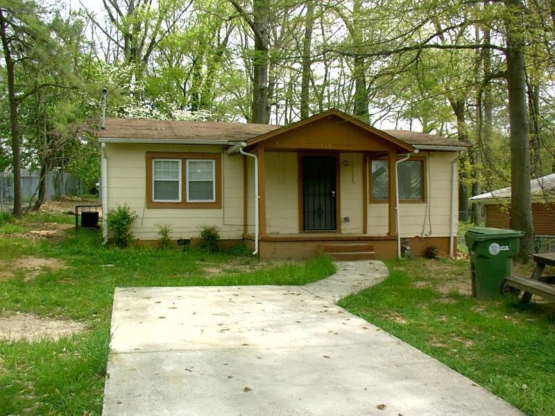 719 Alta Pl., Atlanta, GA 30318