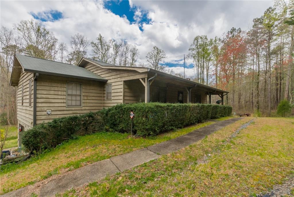 864 Chattin Dr., Canton, GA 30115