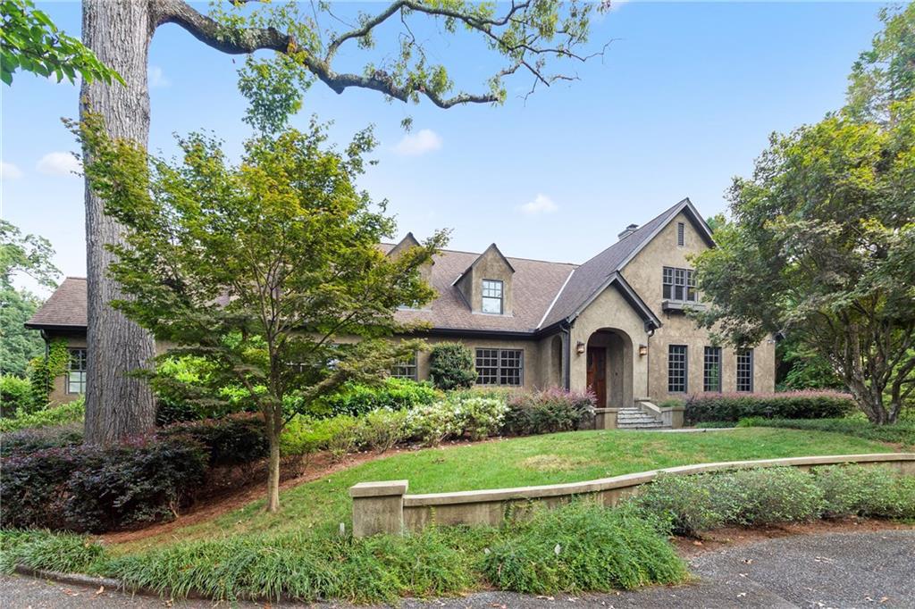 3626 Tuxedo Rd., Atlanta, GA 30305