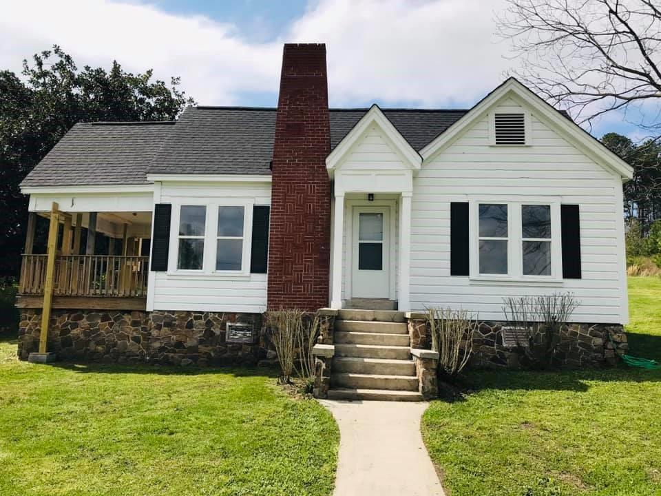 1969 Cash Rd., Calhoun, GA 30701