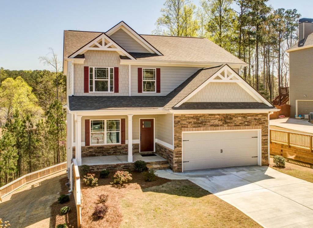 102 Amberhill Ct., Dallas, GA 30132