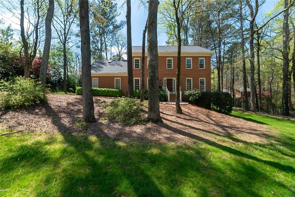 2143 Silversmith Ln., Stone Mountain, GA 30087
