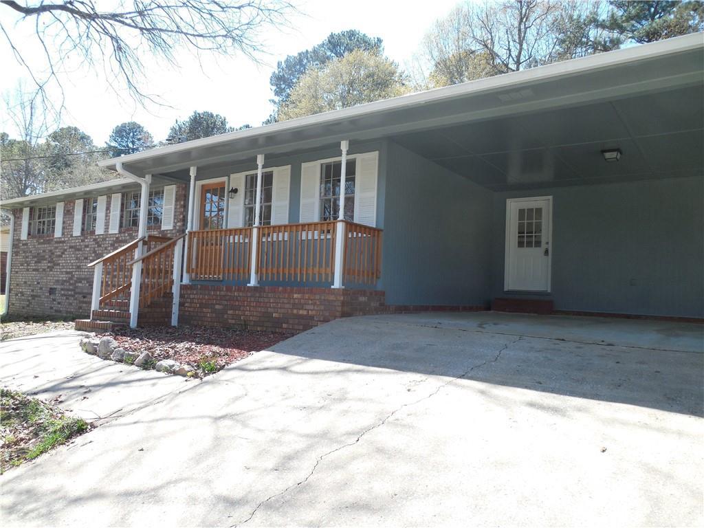3543 Yoko Ln., Douglasville, GA 30135