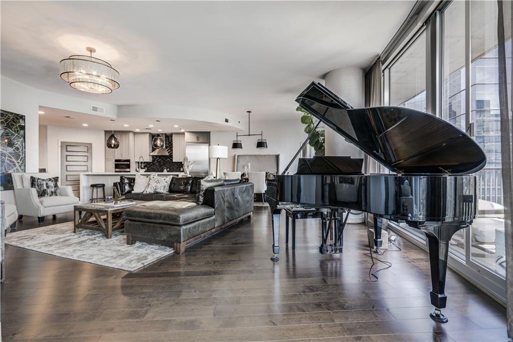 1080 Peachtree St. #2805, Atlanta, GA 30309