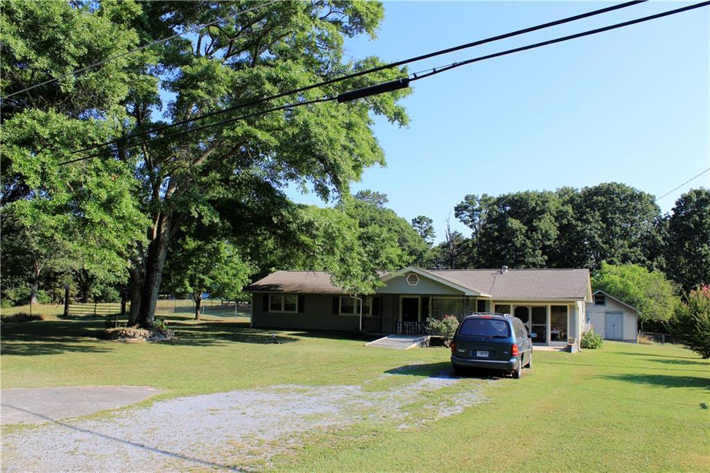 1519 Pleasant Valley Rd., Silver Creek, GA 30173