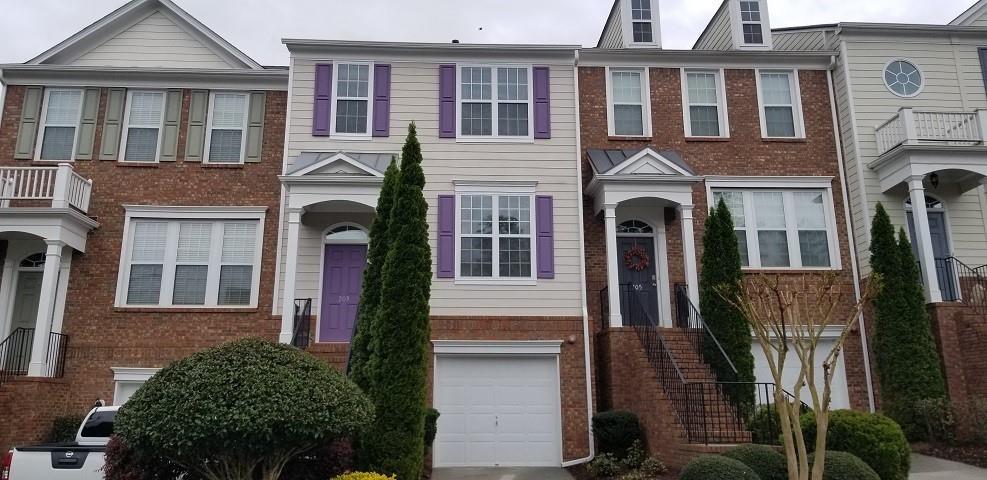 203 Balaban Cir., Woodstock, GA 30188