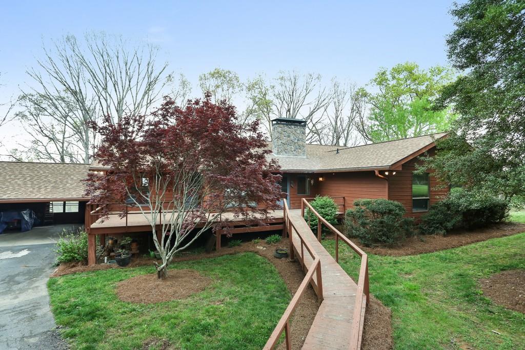 723 Bishop Rd., Ball Ground, GA 30107