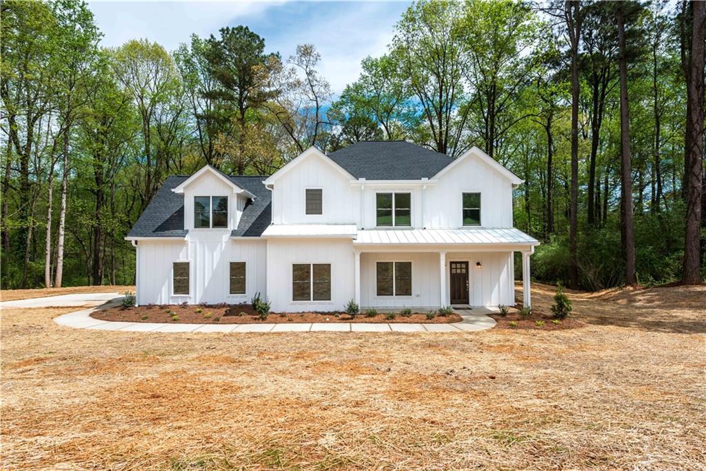 8885 Waldrip Rd., Gainesville, GA 30506