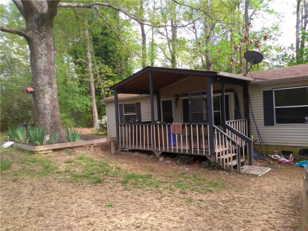 3707 Allen Dr., Flowery Branch, GA 30542
