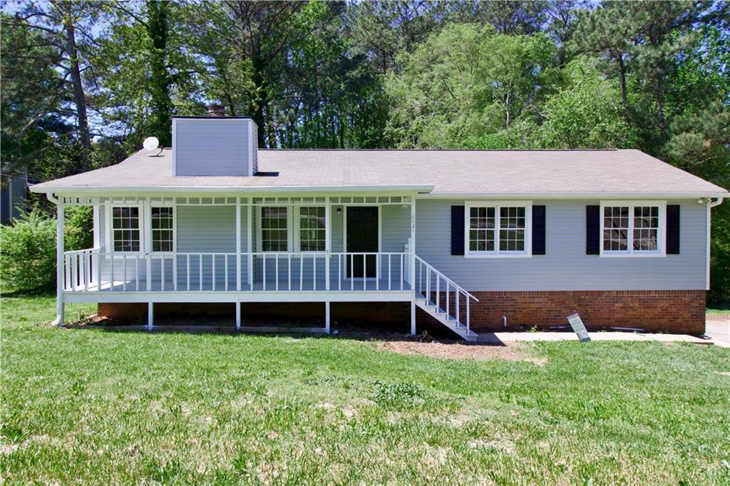 2031 Bascomb Carmel Rd., Woodstock, GA 30189