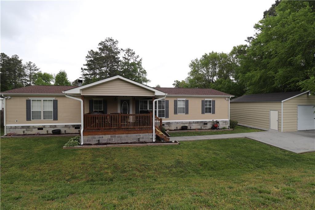 284 Baker Cir., Calhoun, GA 30701