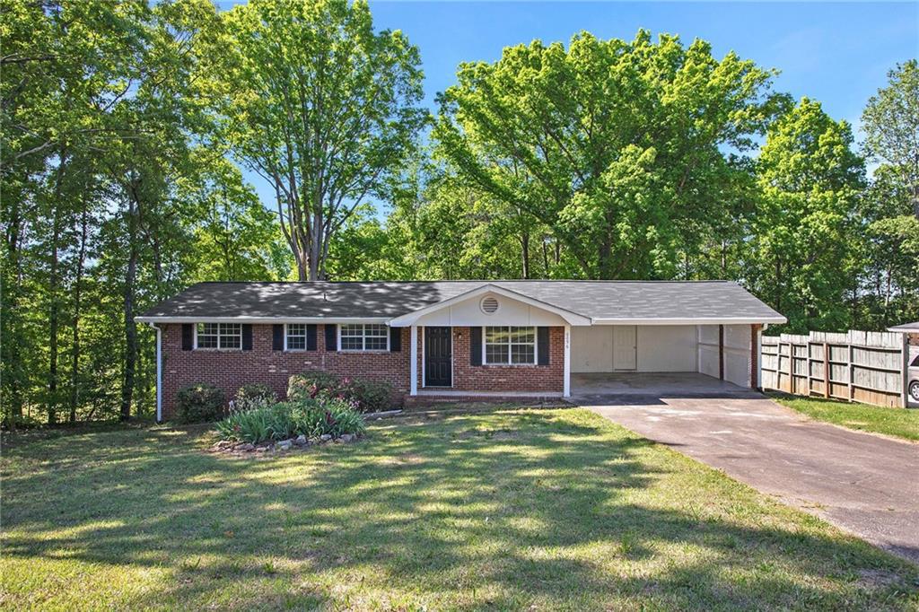 6096 Pebble Dr., Douglasville, GA 30135