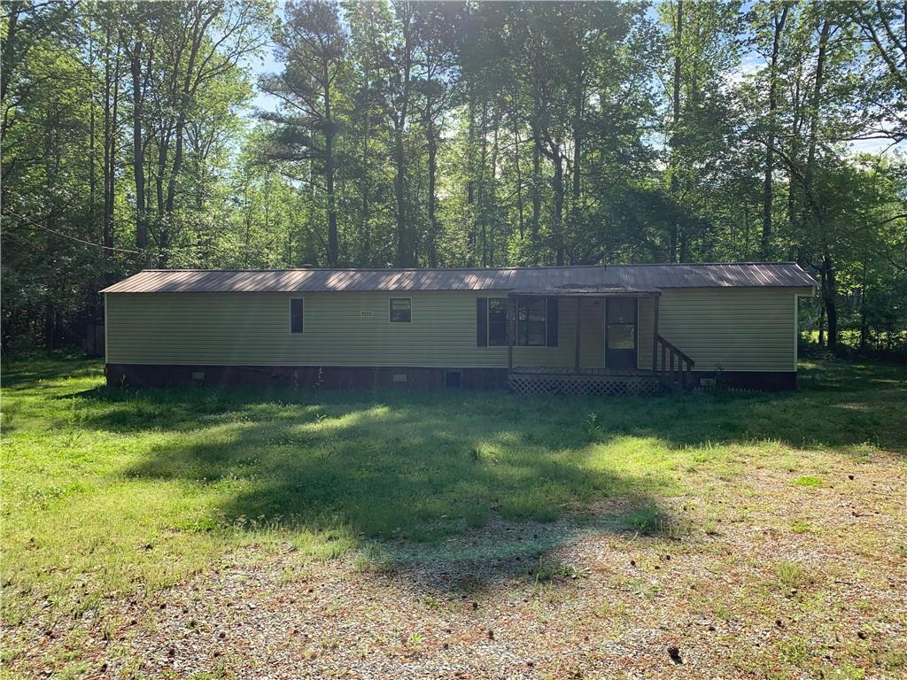 5451 Hog Mountain Rd., Flowery Branch, GA 30542