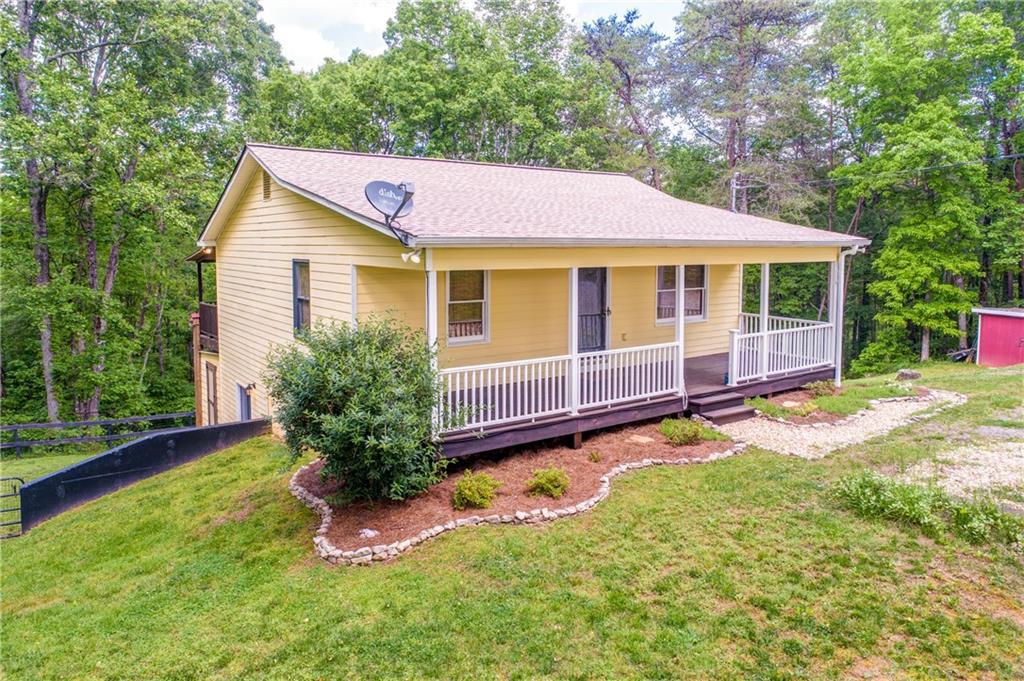 1015 Shamrock Ln., Ball Ground, GA 30107