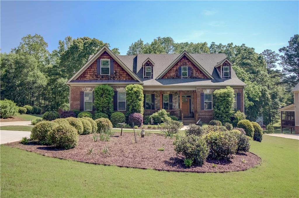 6221 Bell Dr., Flowery Branch, GA 30542