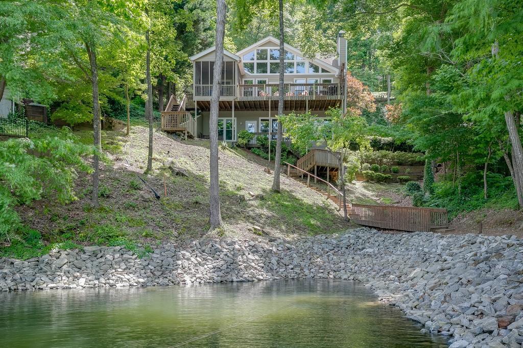 8960 Fields Way, Gainesville, GA 30506