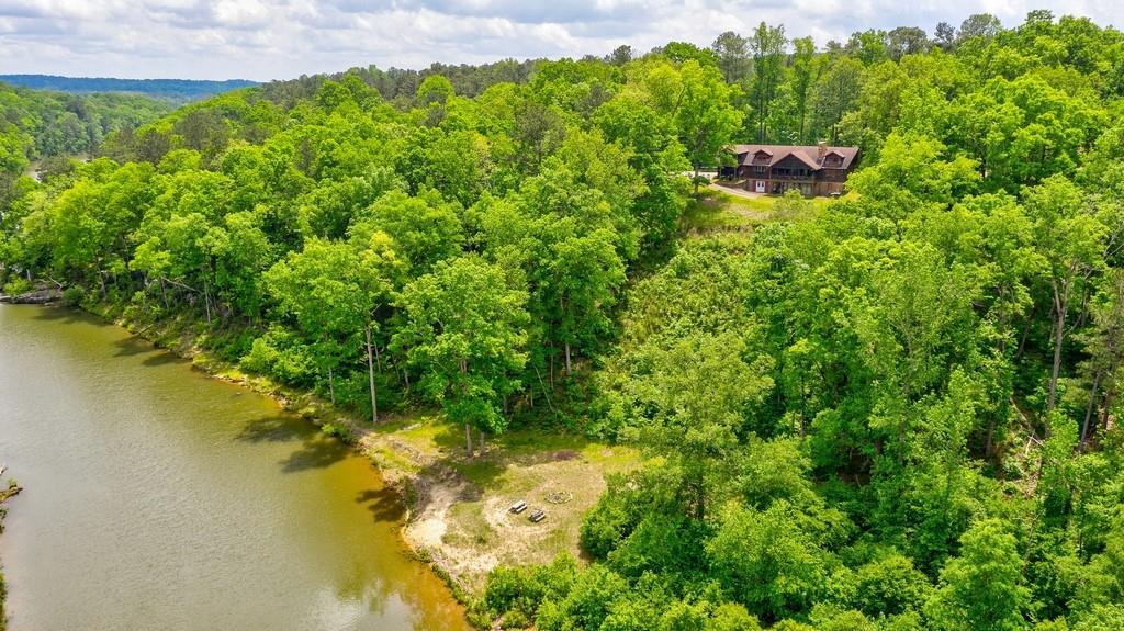 7160 Rand Dr., Douglasville, GA 30135