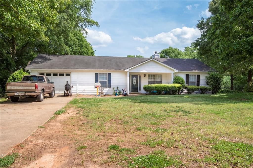 120 Grove Dr., Maysville, GA 30558