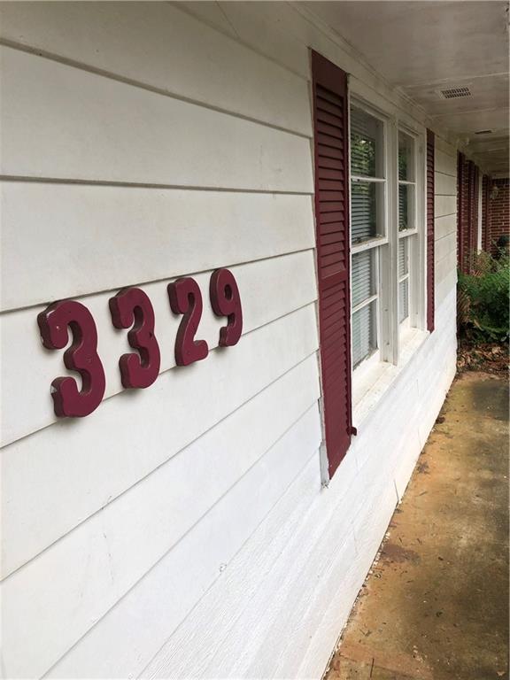 3329 Irish Ln., Decatur, GA 30032