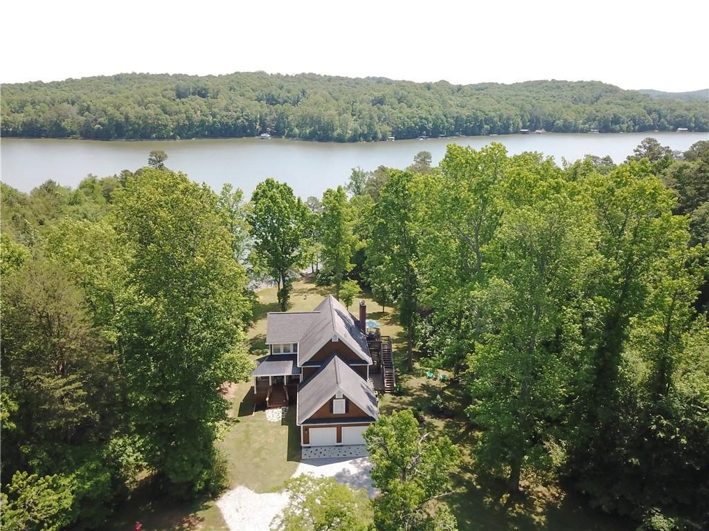 4876 Newton Dr., Gainesville, GA 30506