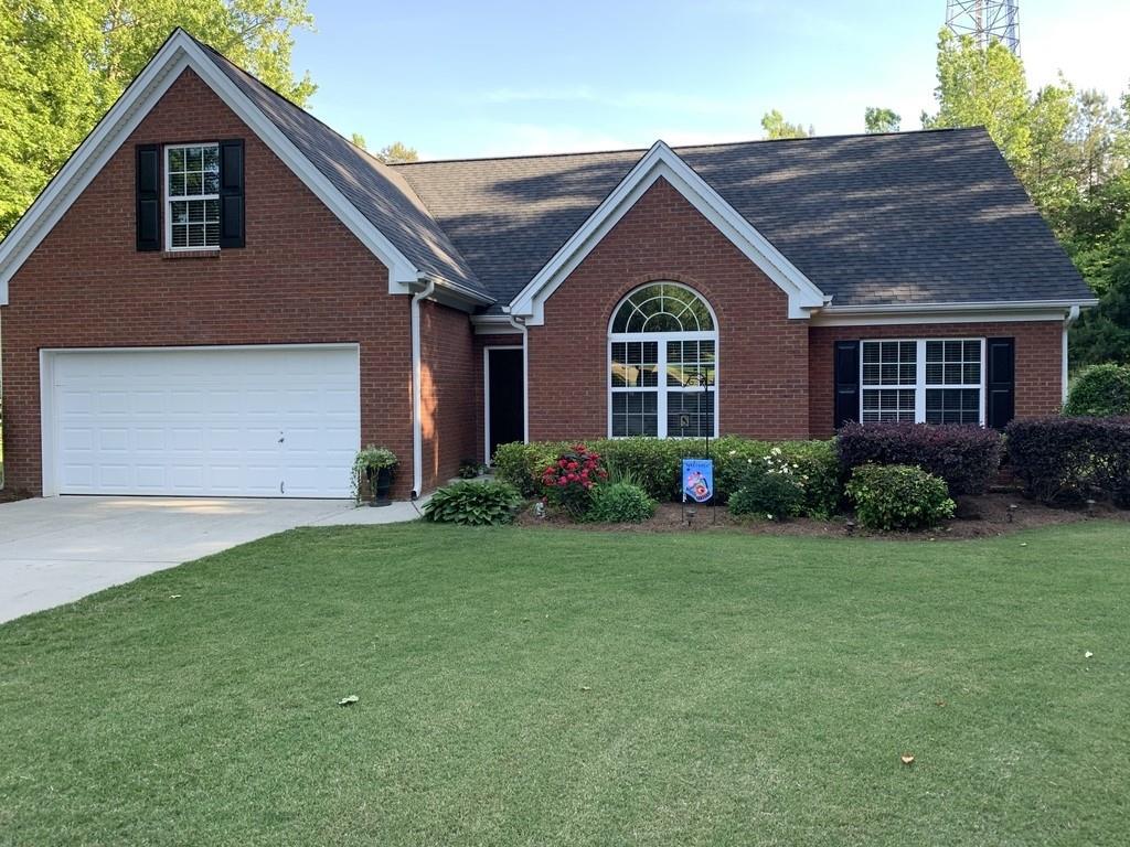 5301 Valley Forest Way, Flowery Branch, GA 30542