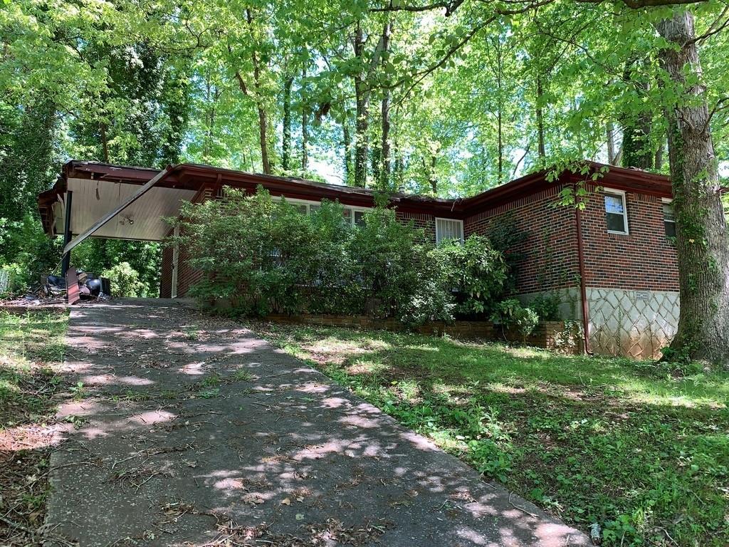 1428 David Cir., Decatur, GA 30032