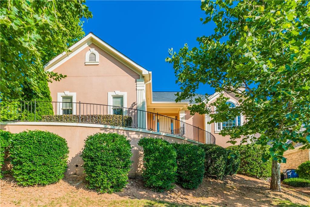 3540 River Trace Dr., Alpharetta, GA 30022