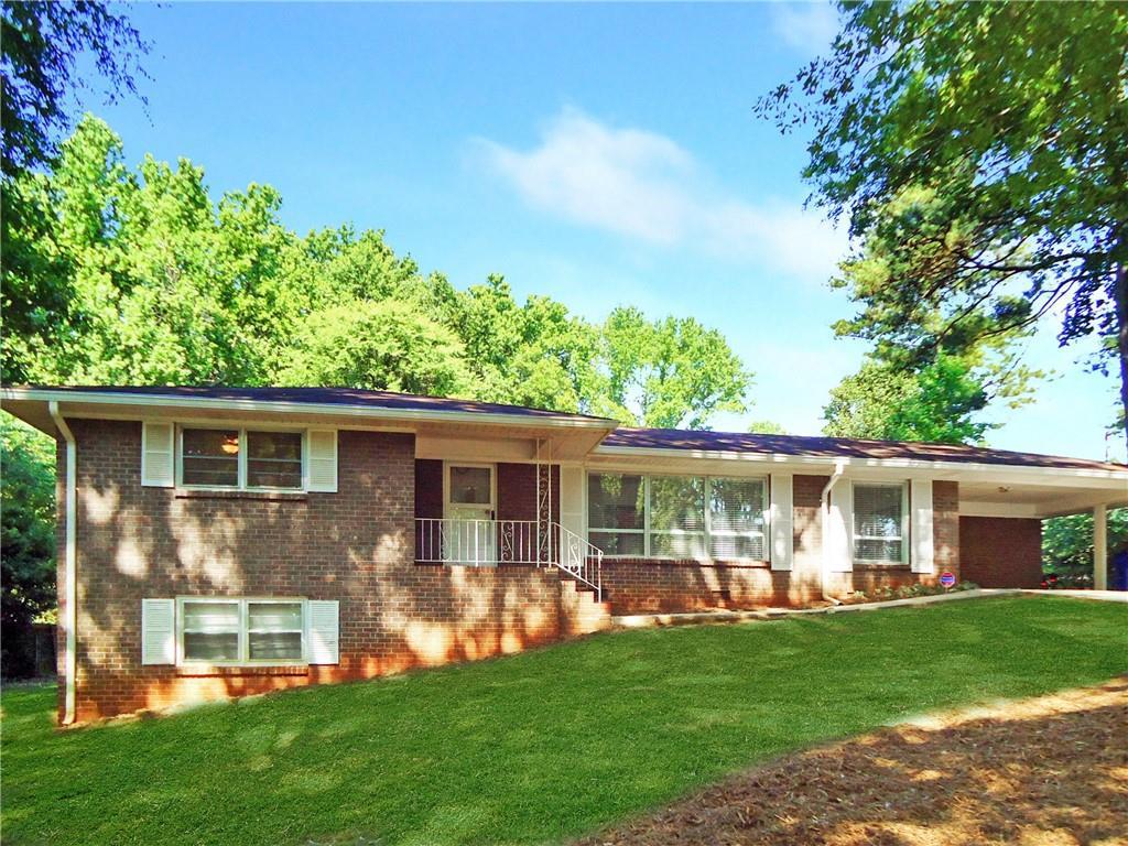 2642 Sterling Acres Dr., Tucker, GA 30084