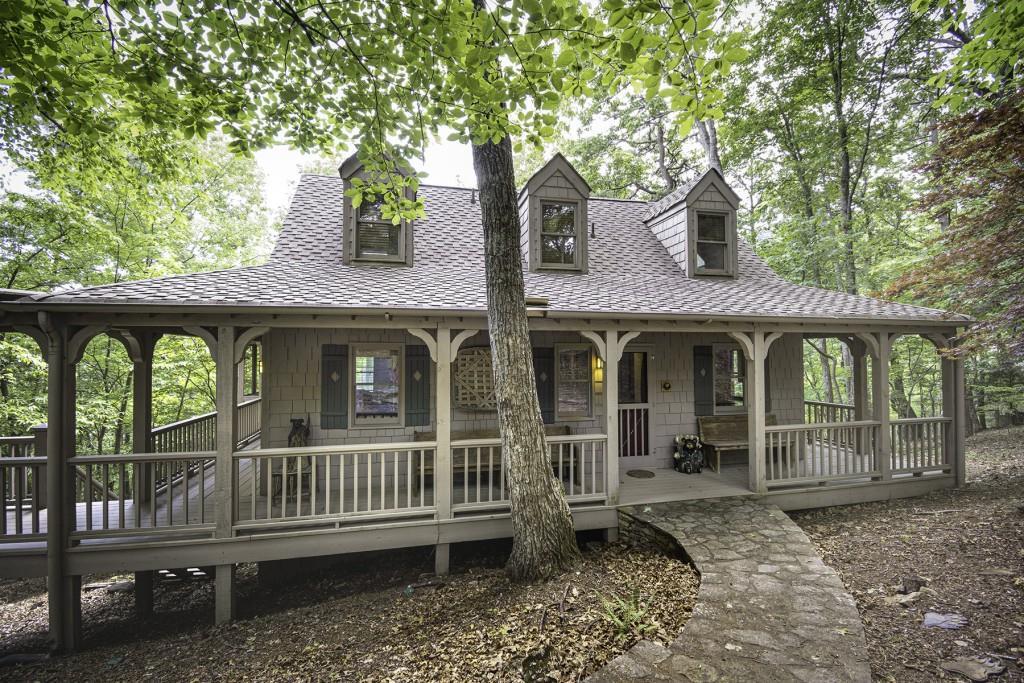 1782 Valley View Dr., Big Canoe, GA 30143
