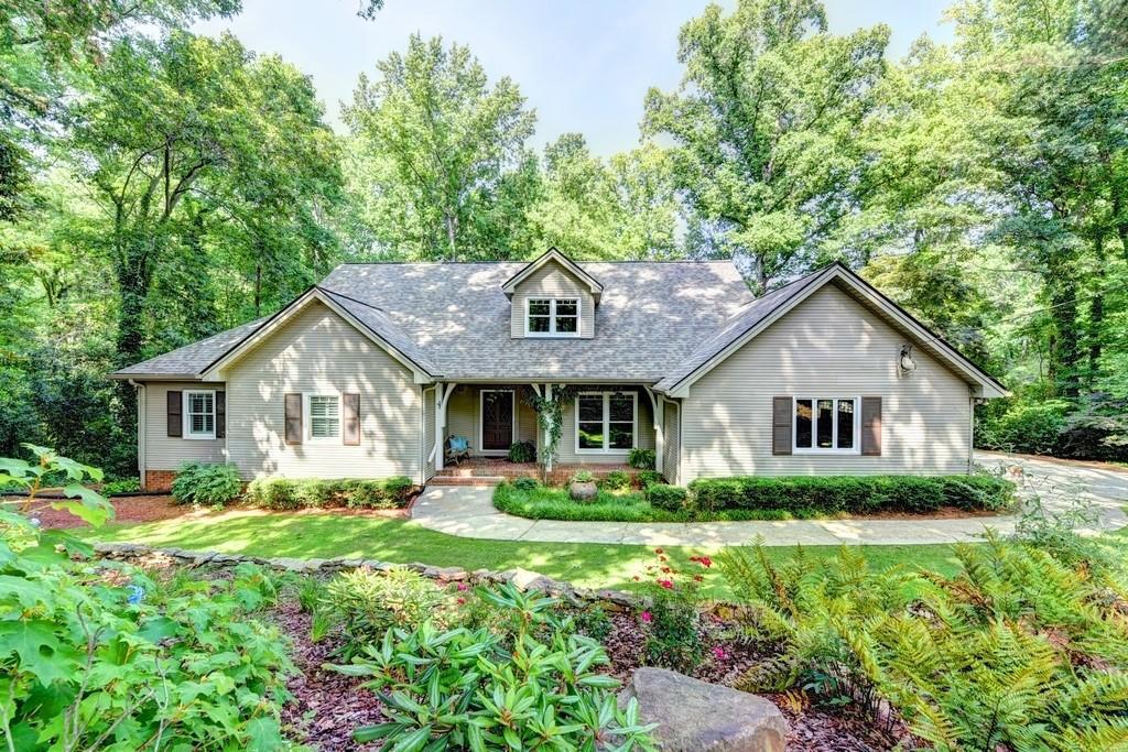 8785 Huntcliff Trace, Sandy Springs, GA 30350