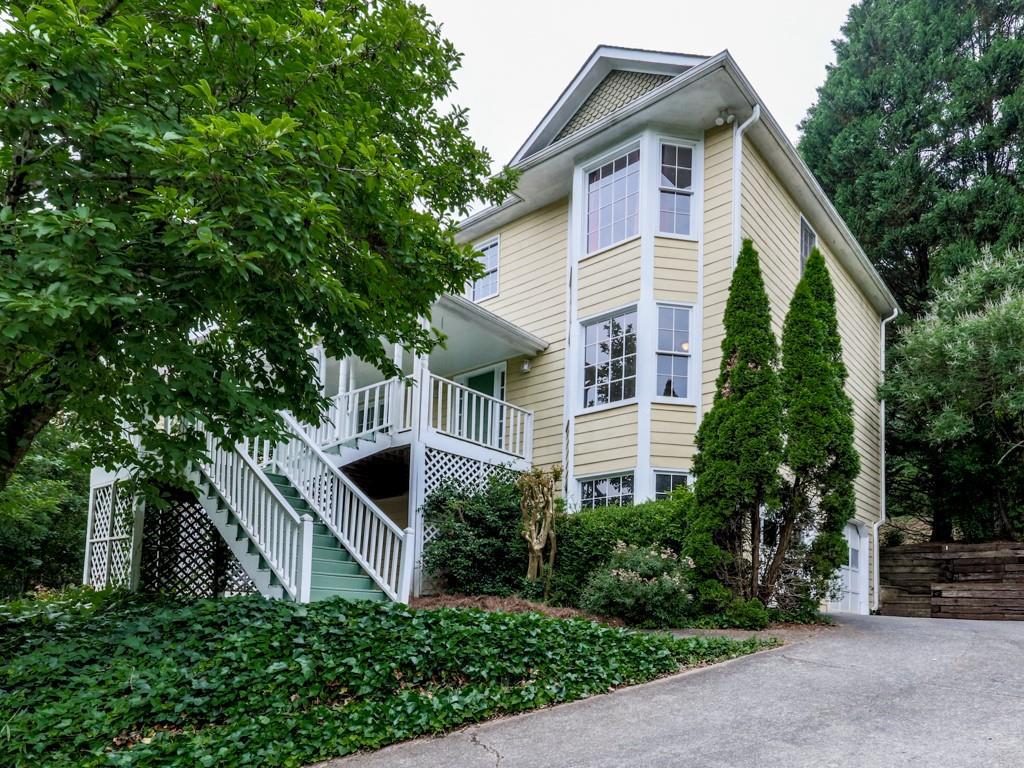 600 Adam Cir., Woodstock, GA 30188
