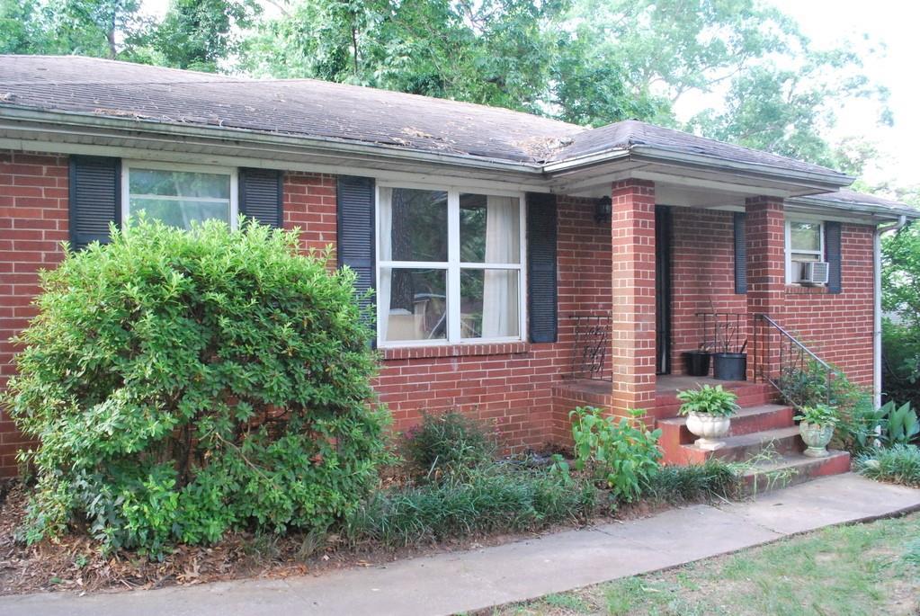 2884 Belvedere Ln., Decatur, GA 30032