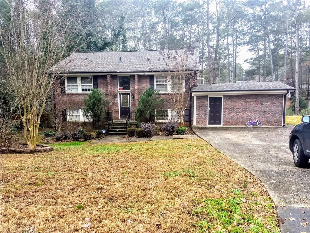 2638 Bent Hickory Dr., Smyrna, GA 30082