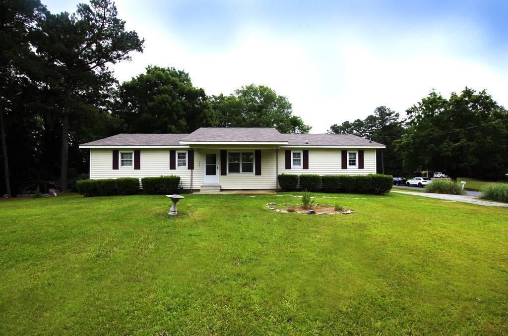 134 Dixie Dr., Calhoun, GA 30701
