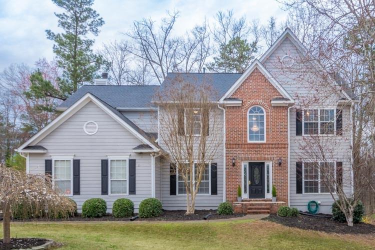 6243 Spring Lake Dr., Flowery Branch, GA 30542