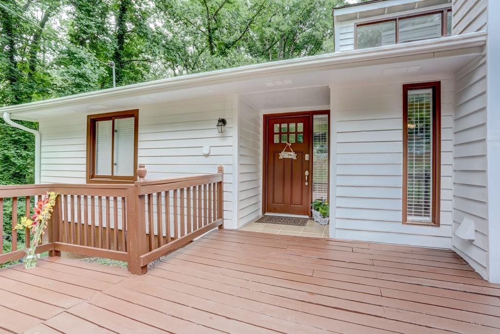 1390 Twin Oaks Cir., Smyrna, GA 30080