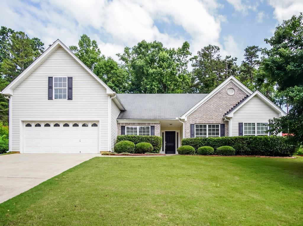 7294 Litany Ct., Flowery Branch, GA 30542