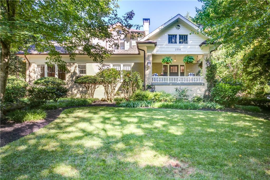 1090 Oakdale Rd., Atlanta, GA 30307