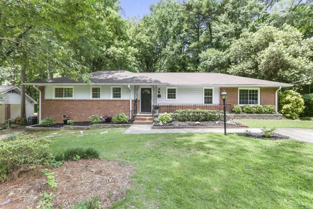 2594 Warwick Cir., Atlanta, GA 30345
