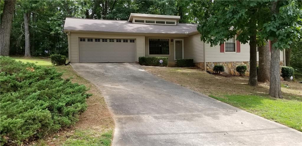 4695 Dogwood Farms Dr., Decatur, GA 30034