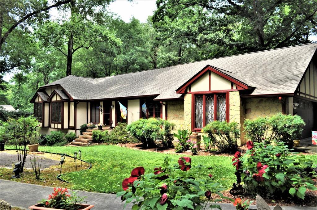2062 Rainbow Dr., Snellville, GA 30039