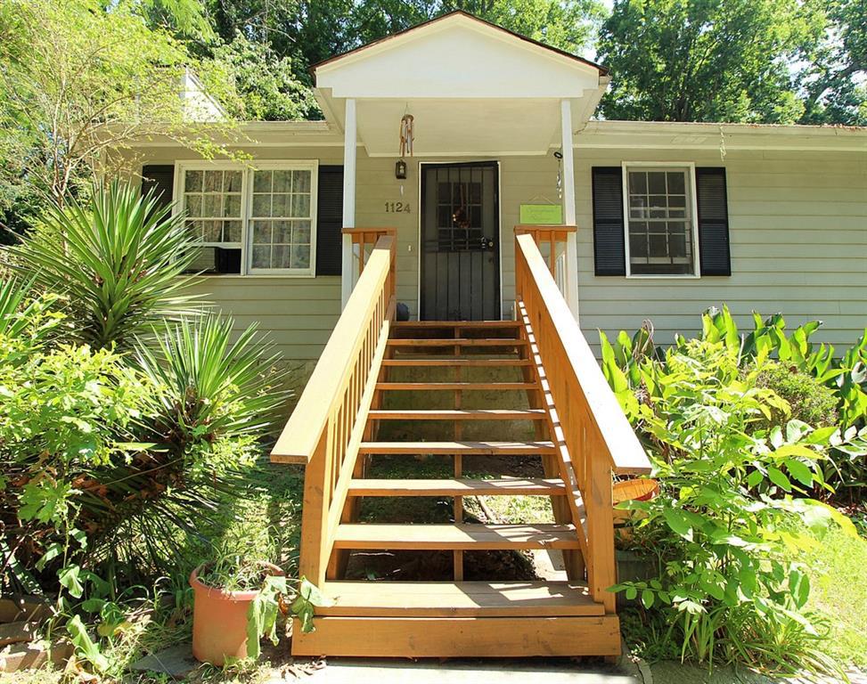 1124 SE Love St., Smyrna, GA 30080