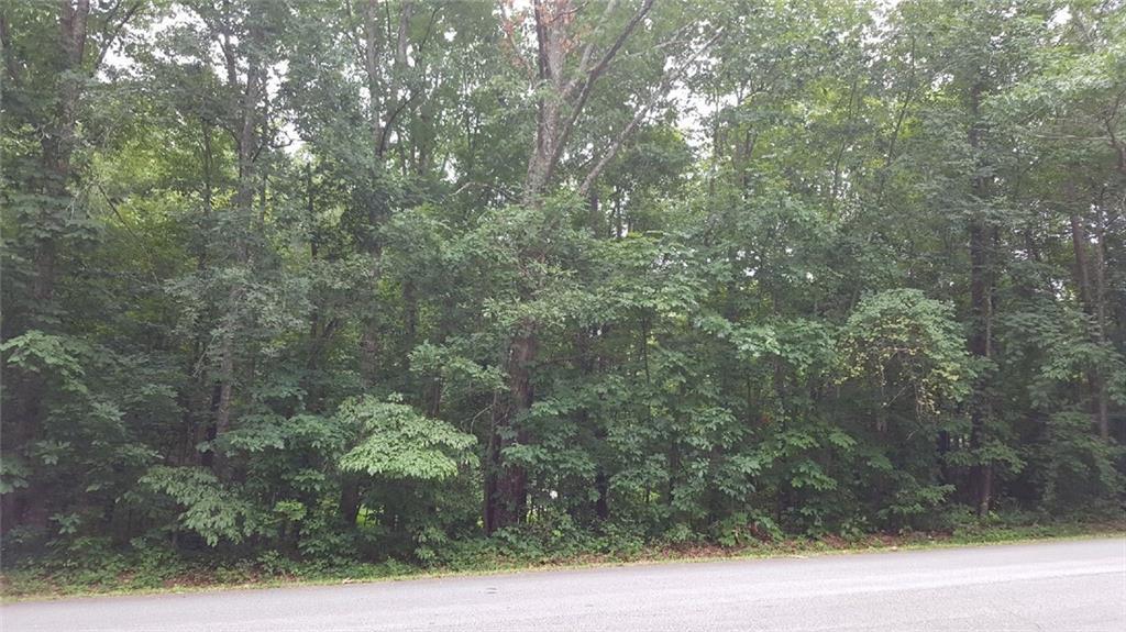 3408 Maple Dr., Snellville, GA 30078