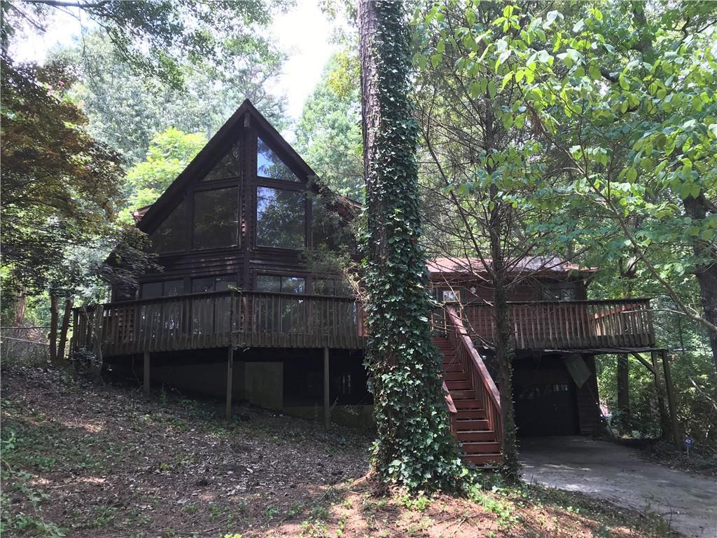 1017 Lake Dr., Snellville, GA 30039