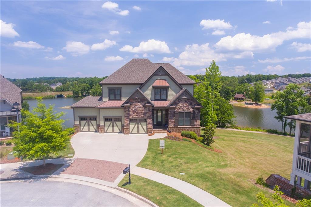 7228 Whitewater Dr., Flowery Branch, GA 30542