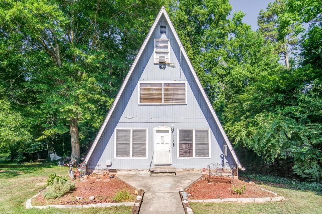 710 Sweetwater Creek Dr., Canton, GA 30114
