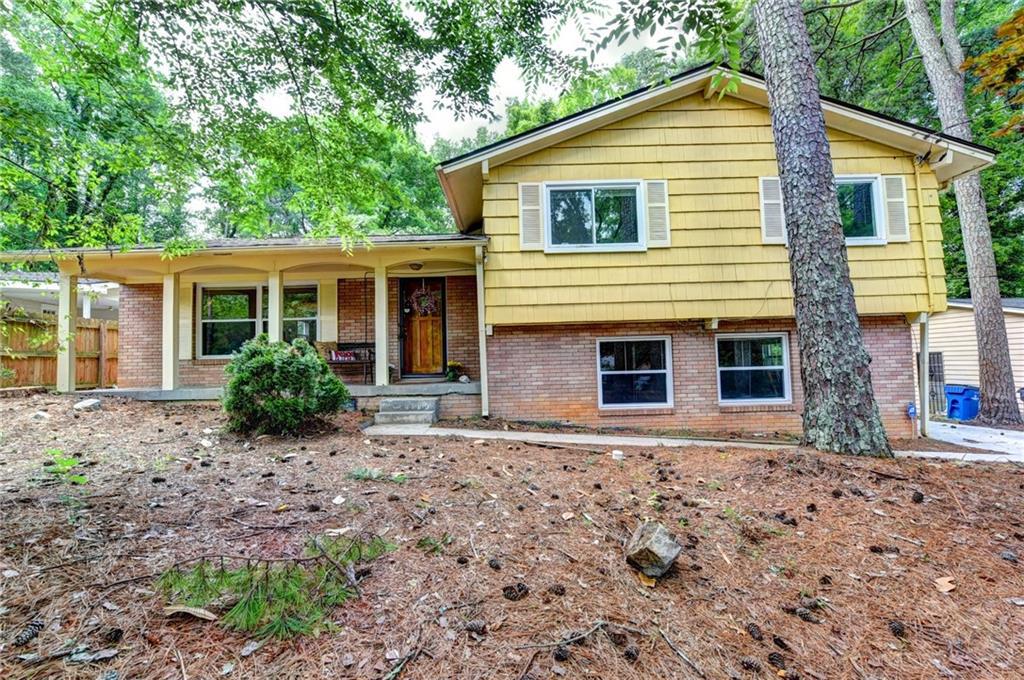 2358 Dabney Ter., East Point, GA 30344