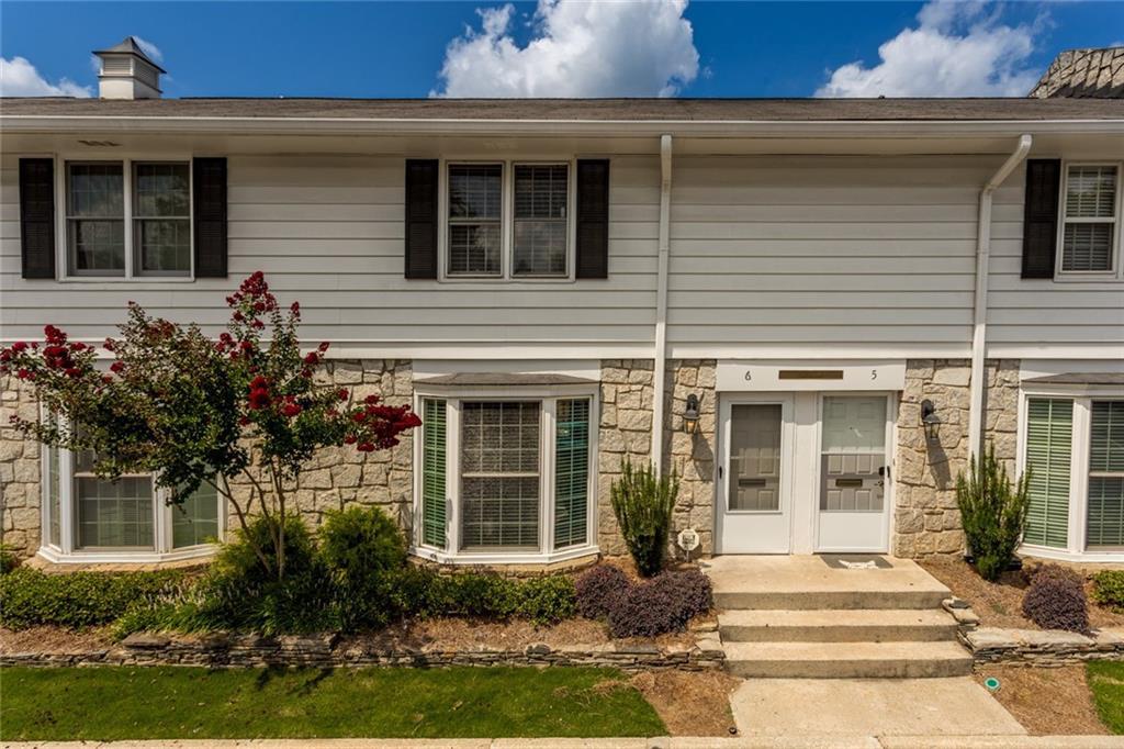 136 Peachtree Memorial Dr. #GA6, Atlanta, GA 30309