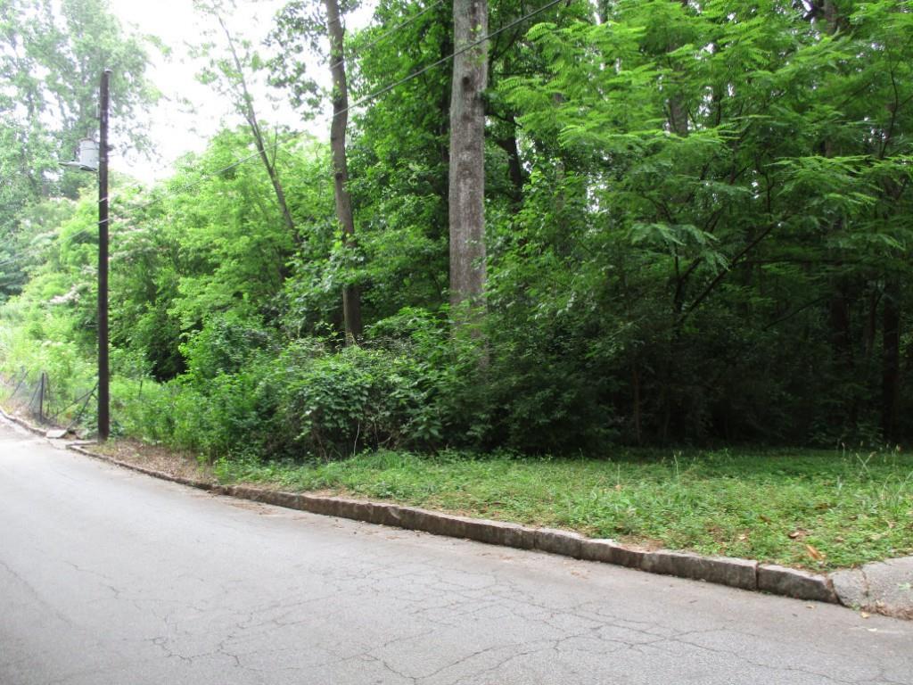 3335 Burke Dr., Atlanta, GA 30341